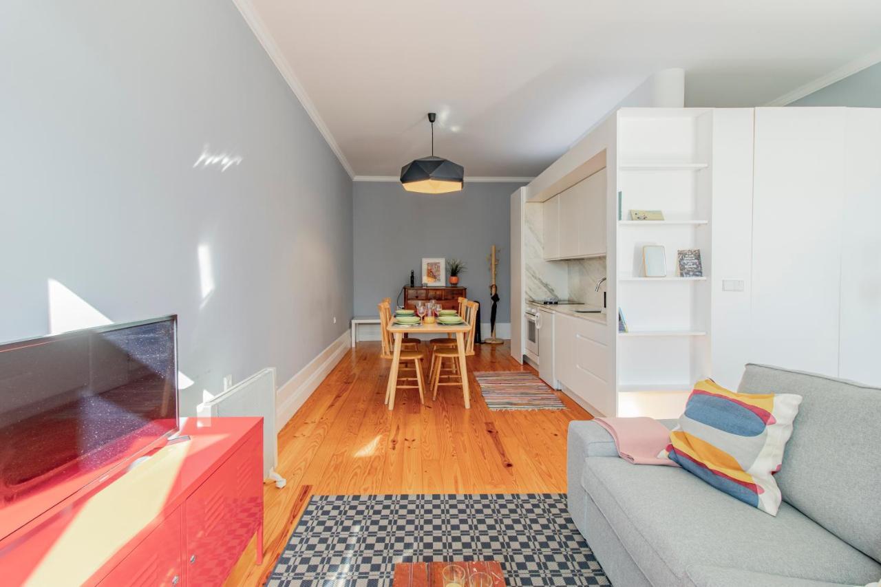 Porto Life Studio By Lovelystay Bagian luar foto
