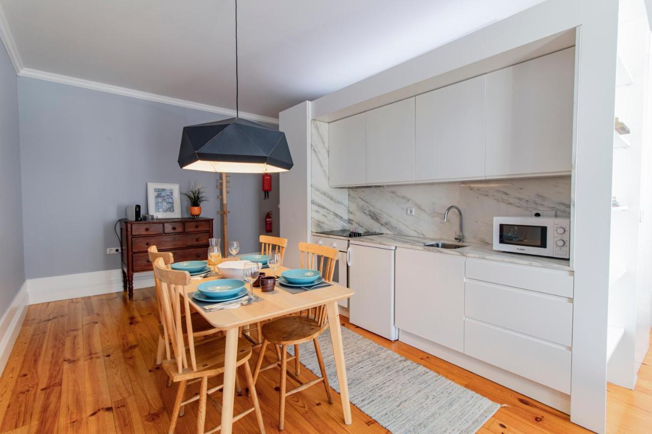 Porto Life Studio By Lovelystay Bagian luar foto
