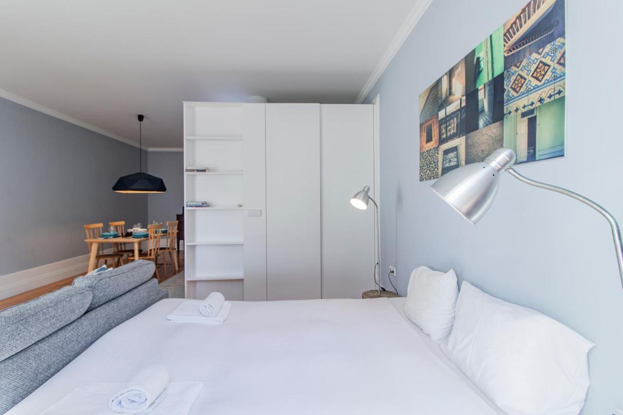 Porto Life Studio By Lovelystay Bagian luar foto