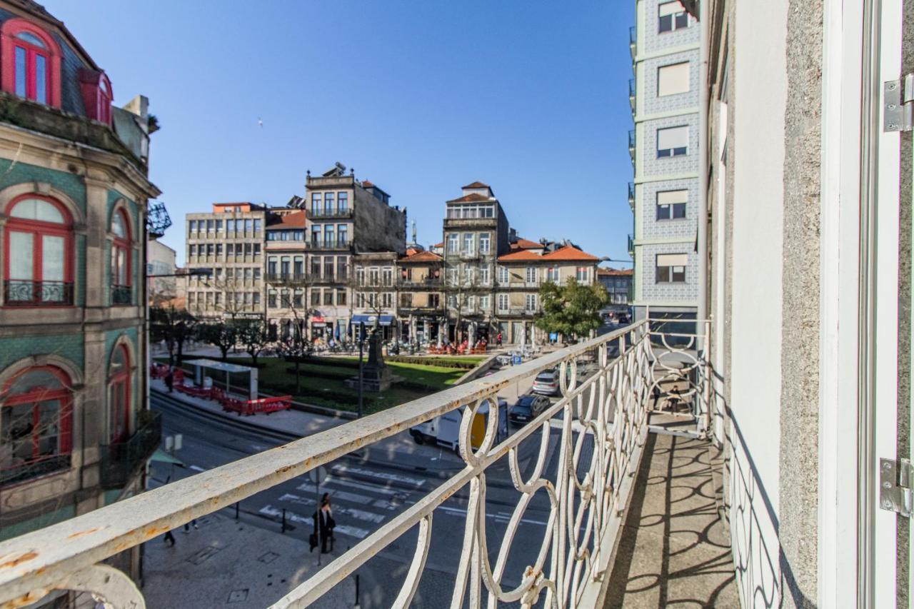 Porto Life Studio By Lovelystay Bagian luar foto